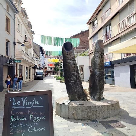 Ferienwohnung ⁂⁂ Epinal Hyper Centre / Rue Pietonne ! ⁂⁂ Exterior foto